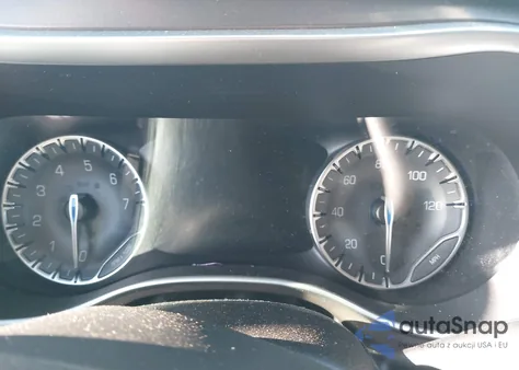 2018 Chrysler Pacifica Touring L z USA, uszkodzony, nr VIN 2C4RC1BG0JR197838